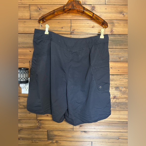 Patagonia men’s cargo shorts color gray size 36 waist - Picture 4 of 7